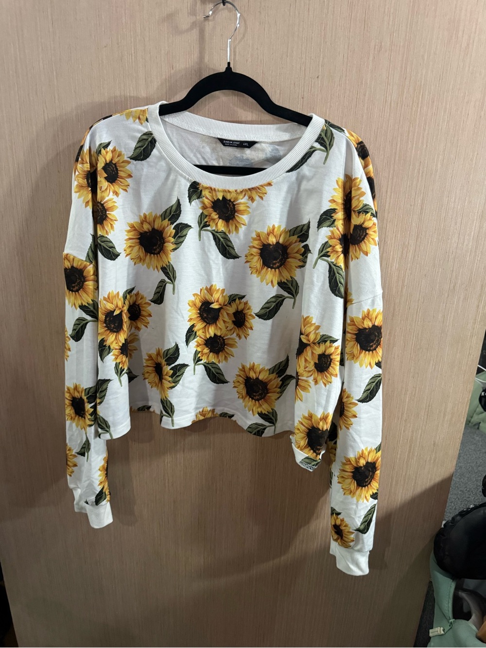 Women’s SHEIN Curve Sunflower Print Long Sleeve Crop Sweatshirt Size 4XL